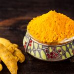 Turmeric benefits: शरीर के इस अंग पर लगाएं हल्दी, कई बीमारियां रहेंगी दूर