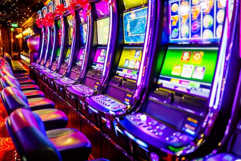 Guide to Basic Blackjack Game Strategy